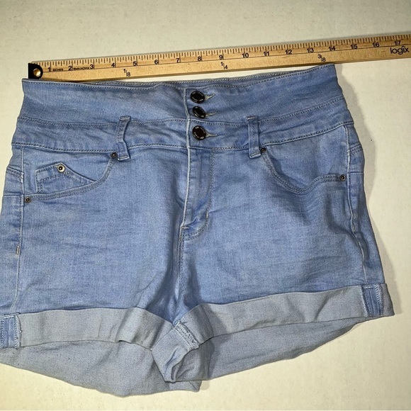 YMI Jeans Wanna Betta Butt Denim Shorts Size 9/29 - Picture 7 of 12